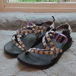 Chaco Black/Purple Sandals, Girls 4, Great Condition